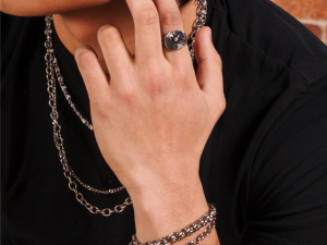 Knight's Ring